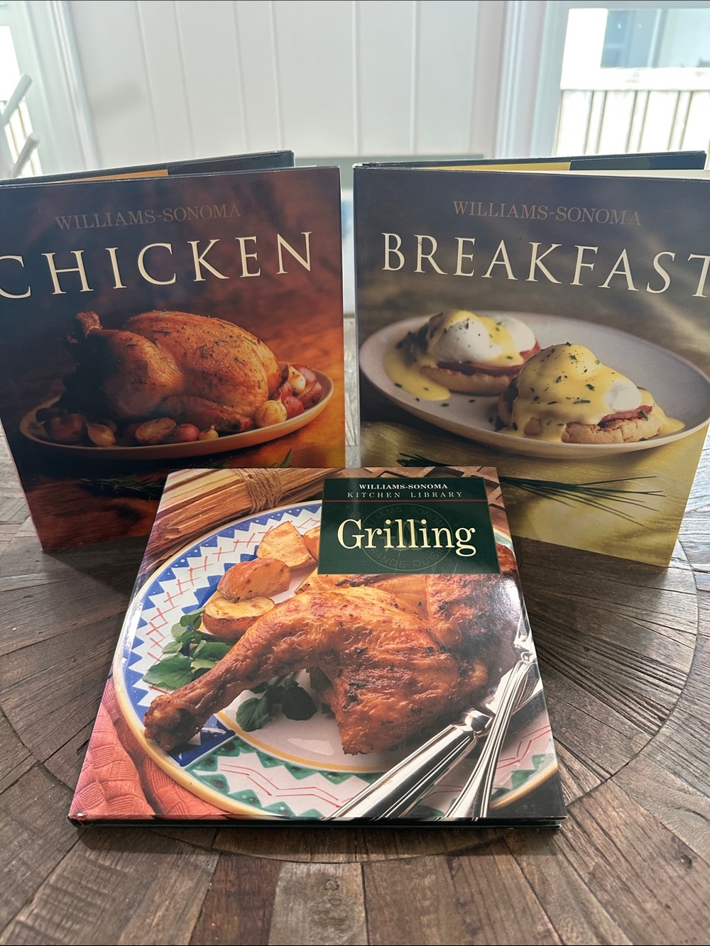 3 Williams Sonoma Cook Books Grilling, Chicken and breakfast